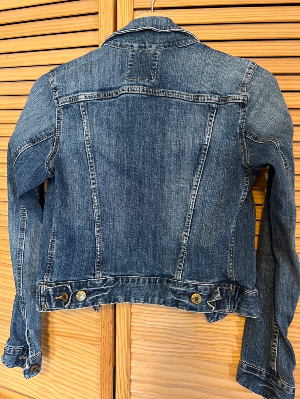 L.O.G.G. Label of Graded Goods by H&M Distressed Jean Jacket, size 2 - Picture 6 of 16